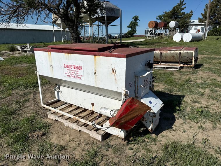 image for item DZ4478 (3) range feeders