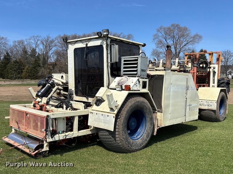 image for item EA4751 Trebro Autostack sod harvester