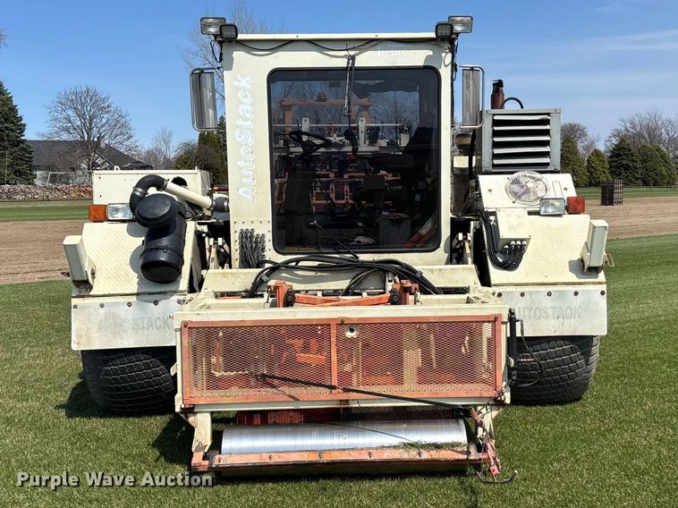 image for item EA4751 Trebro Autostack sod harvester