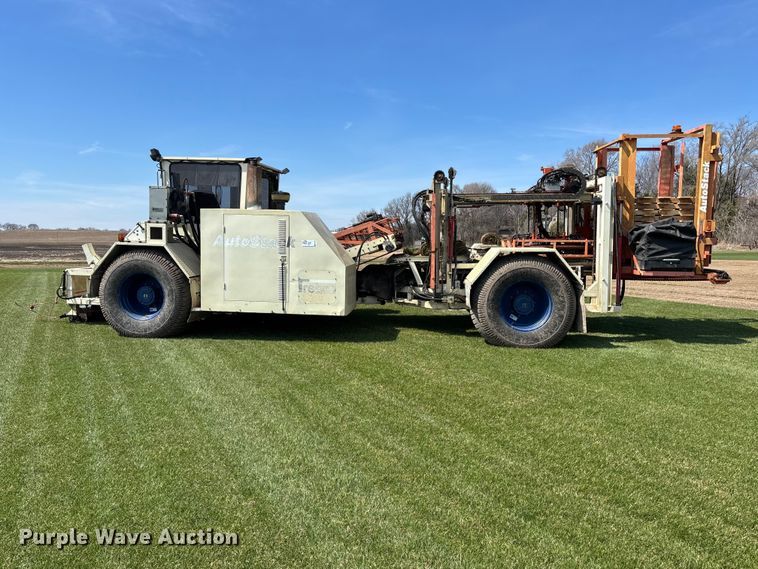 image for item EA4751 Trebro Autostack sod harvester