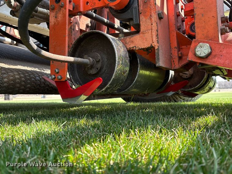 image for item EA4751 Trebro Autostack sod harvester