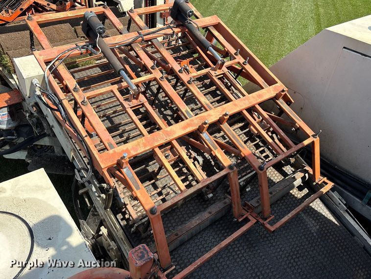 image for item EA4751 Trebro Autostack sod harvester