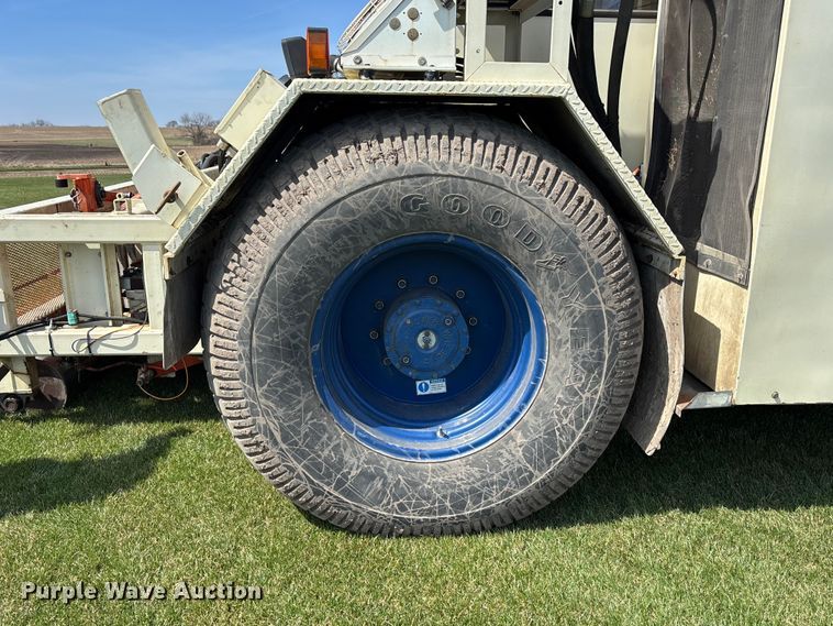 image for item EA4751 Trebro Autostack sod harvester