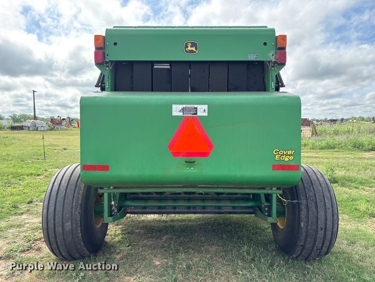 image for item EA7286 2010 John Deere 568 Mega Wide Plus round baler