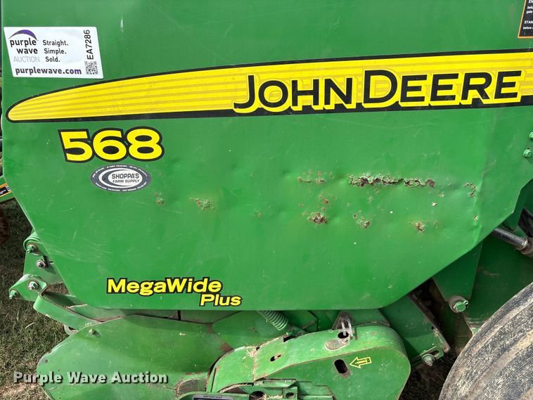 image for item EA7286 2010 John Deere 568 Mega Wide Plus round baler