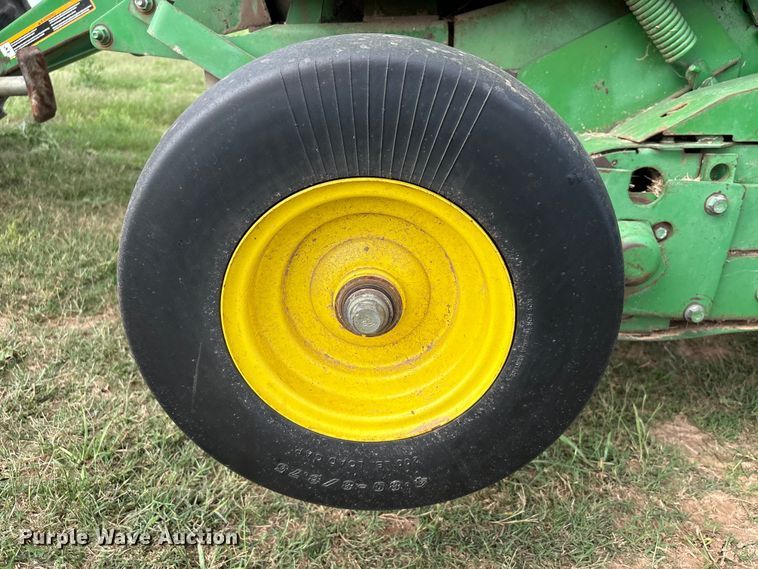 image for item EA7286 2010 John Deere 568 Mega Wide Plus round baler