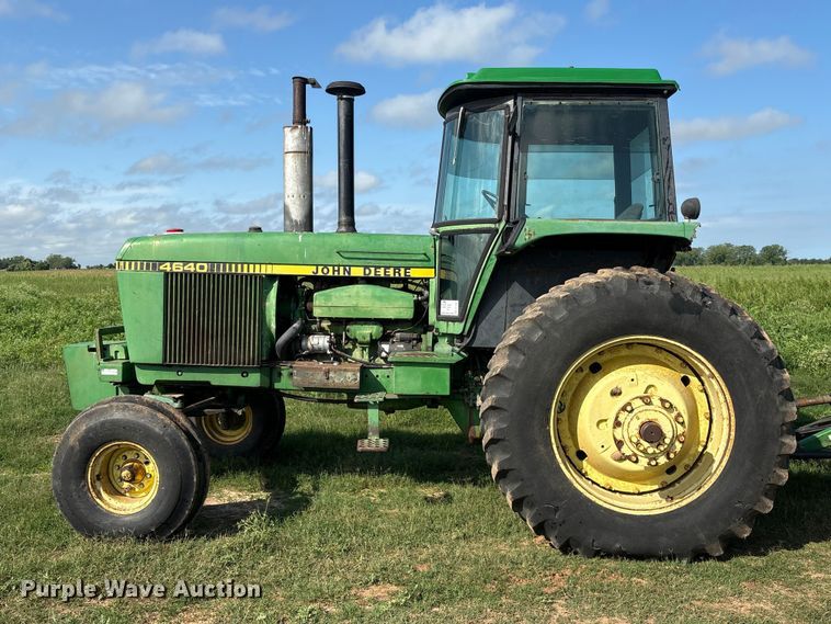 image for item EA7287 1978 John Deere 4640 tractor