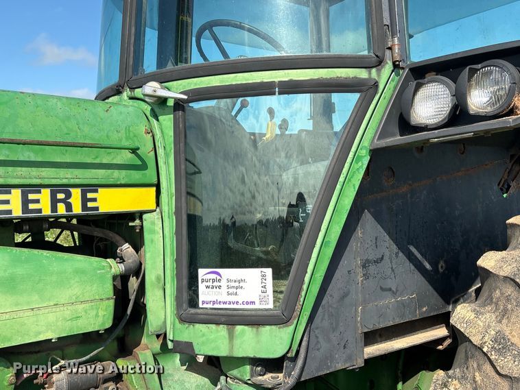 image for item EA7287 1978 John Deere 4640 tractor