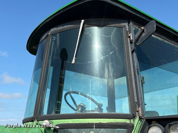 image for item EA7287 1978 John Deere 4640 tractor