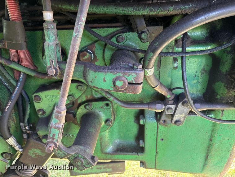 image for item EA7287 1978 John Deere 4640 tractor