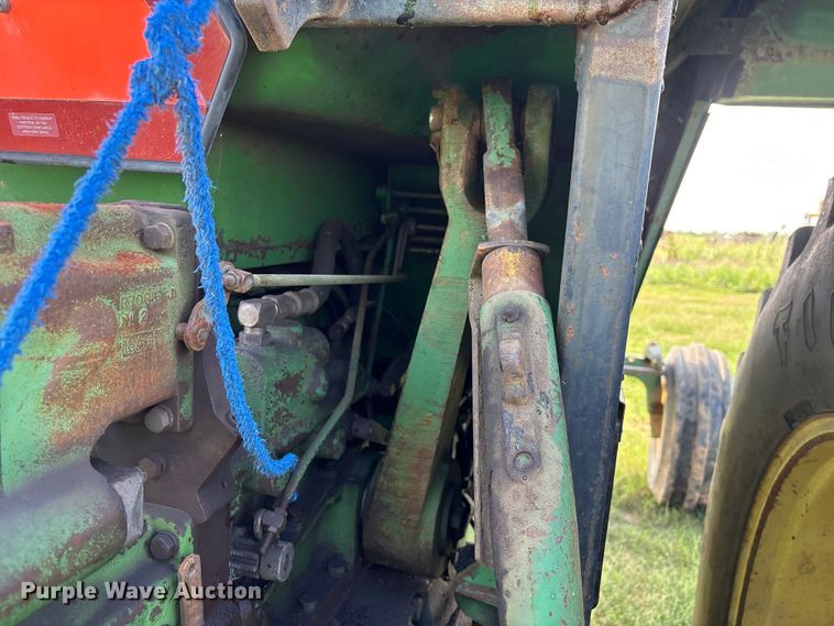 image for item EA7287 1978 John Deere 4640 tractor