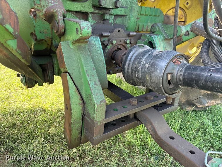 image for item EA7287 1978 John Deere 4640 tractor