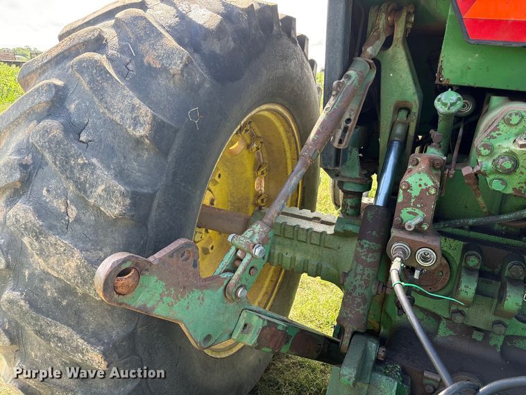 image for item EA7287 1978 John Deere 4640 tractor