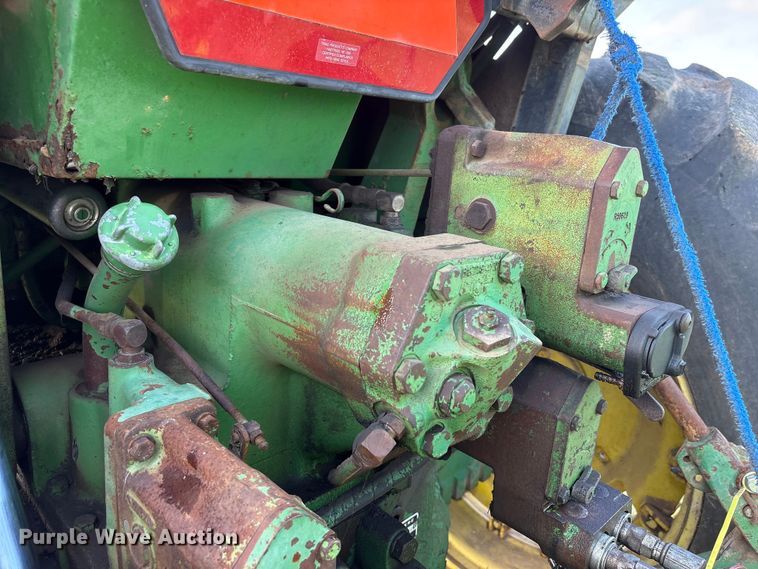 image for item EA7287 1978 John Deere 4640 tractor