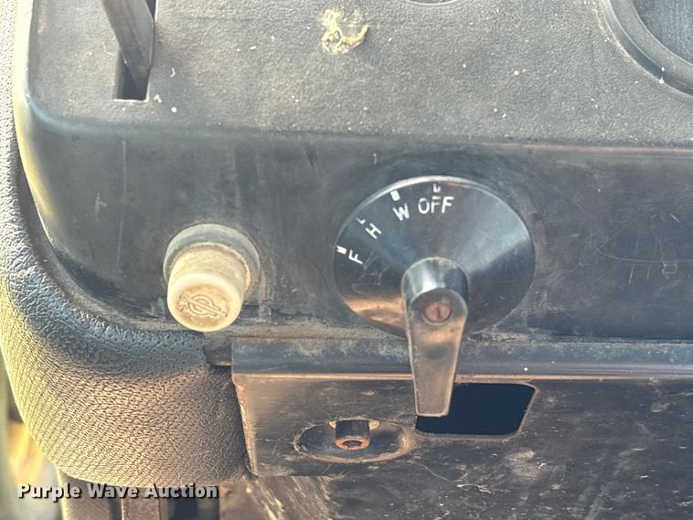 image for item EA7287 1978 John Deere 4640 tractor