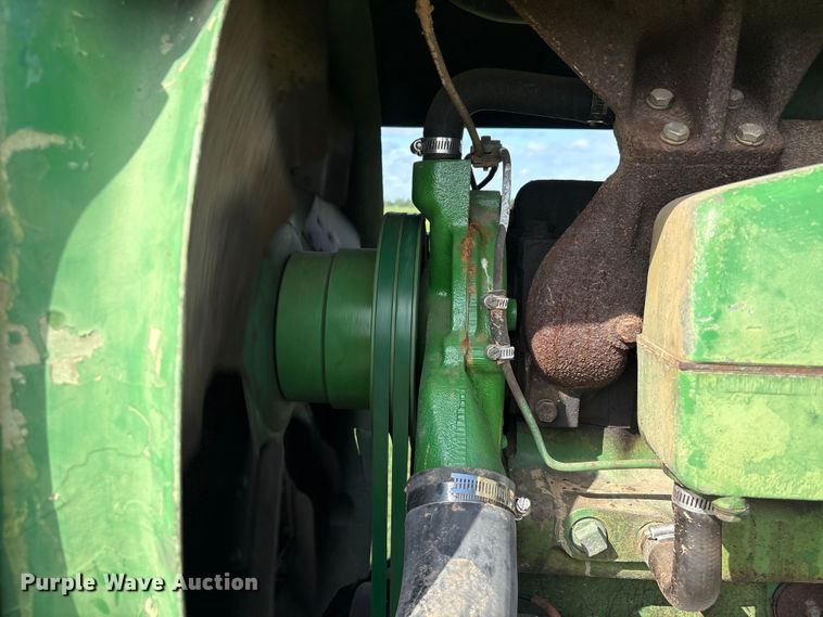 image for item EA7287 1978 John Deere 4640 tractor