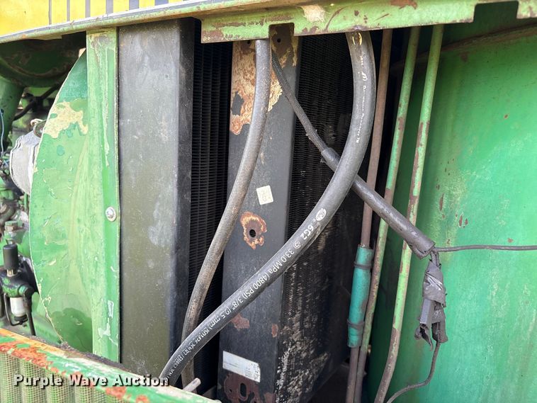 image for item EA7287 1978 John Deere 4640 tractor
