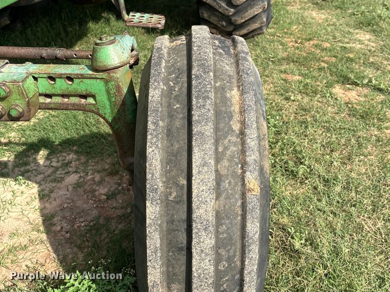 image for item EA7287 1978 John Deere 4640 tractor