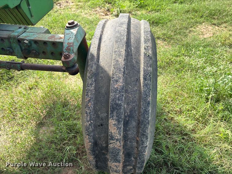 image for item EA7287 1978 John Deere 4640 tractor