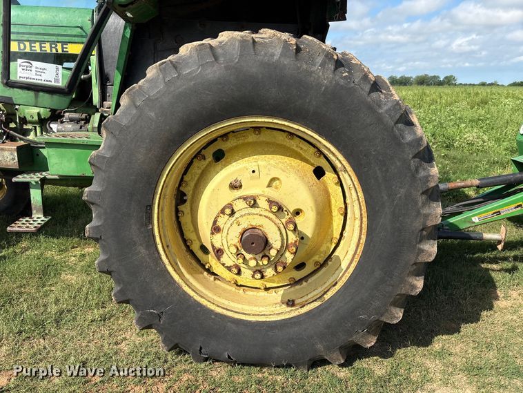 image for item EA7287 1978 John Deere 4640 tractor