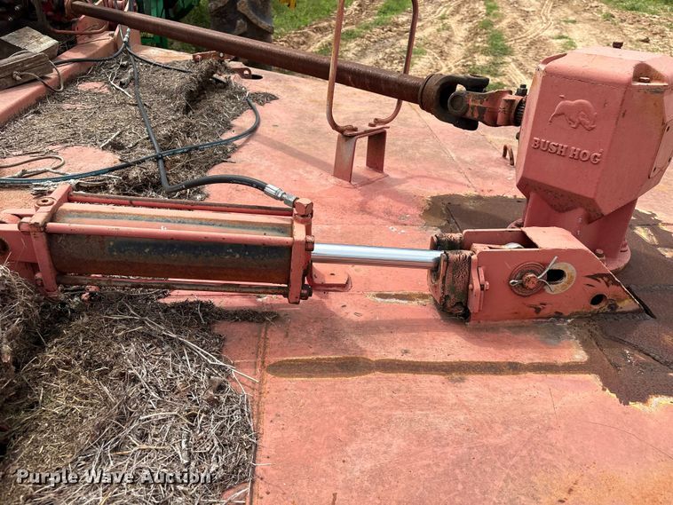 image for item EA7288 Bush Hog batwing rotary mower