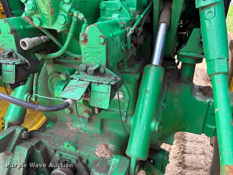 image for item EA7289 John Deere 4840 tractor