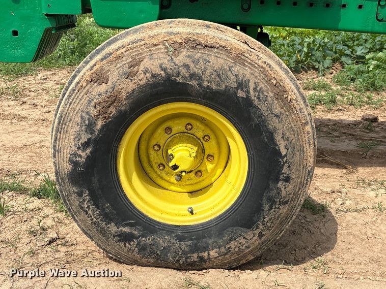 image for item EA7289 John Deere 4840 tractor