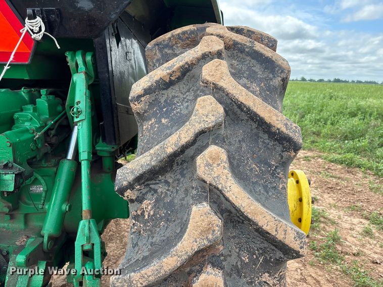 image for item EA7289 John Deere 4840 tractor