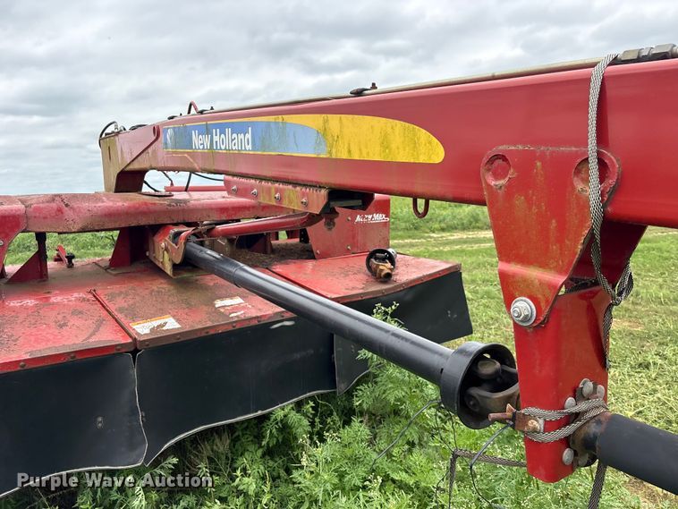 image for item EA7292 New Holland H7450 swather / windrower