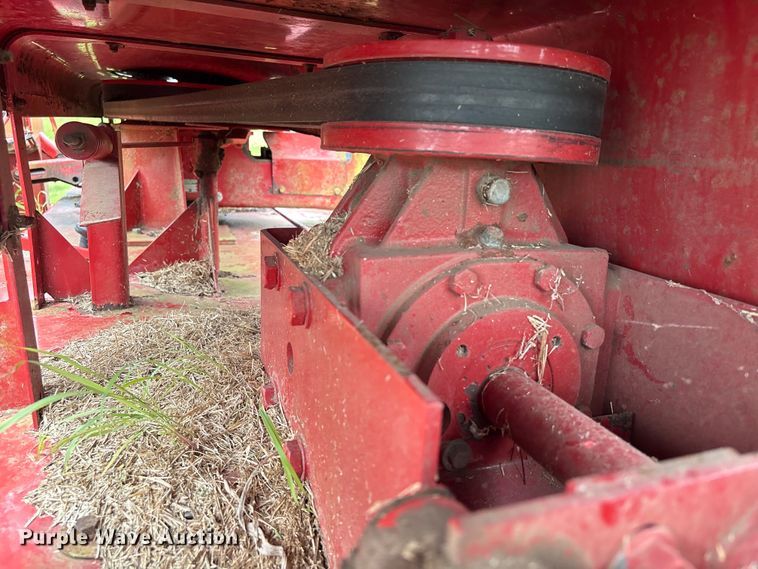 image for item EA7292 New Holland H7450 swather / windrower