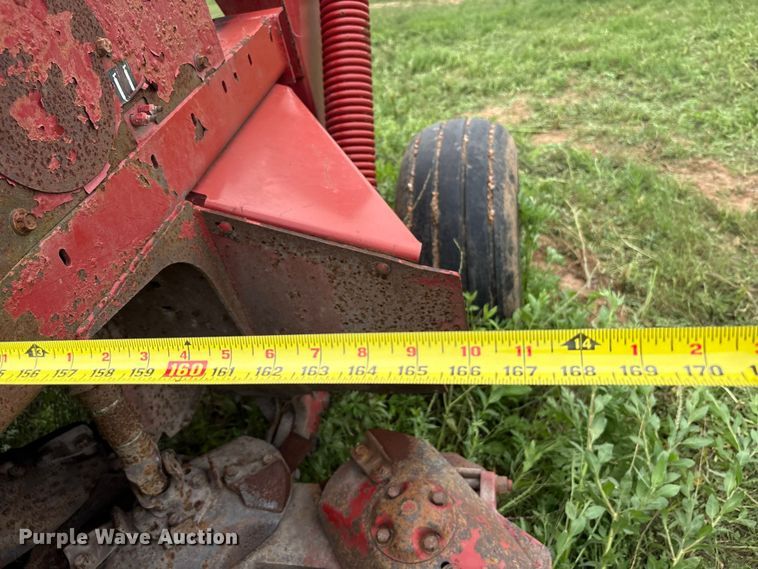 image for item EA7292 New Holland H7450 swather / windrower