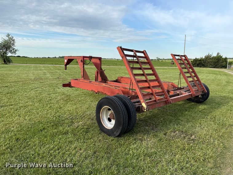 image for item EC4582 Windrower trailer