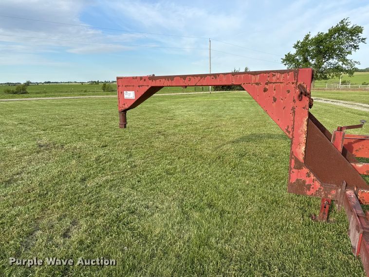 image for item EC4582 Windrower trailer