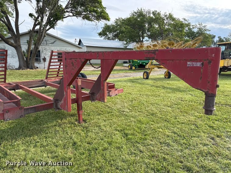 image for item EC4582 Windrower trailer