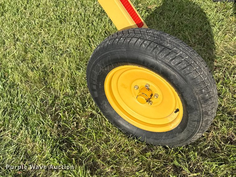 image for item EC4583 2011 Vermeer VR1224 hay rake