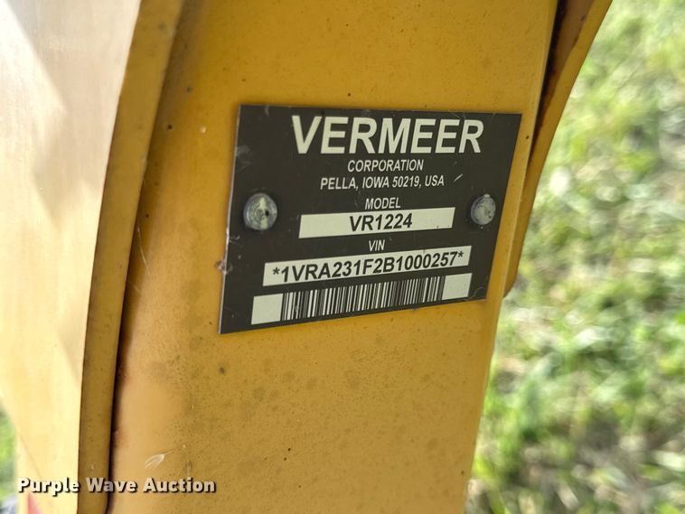 image for item EC4583 2011 Vermeer VR1224 hay rake