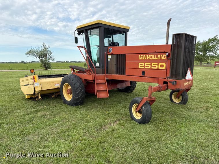 image for item EC4585 1997 New Holland 2550 swather / windrower