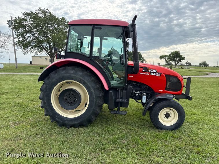 image for item EC4587 2005 Zetor Proxima 8421 tractor