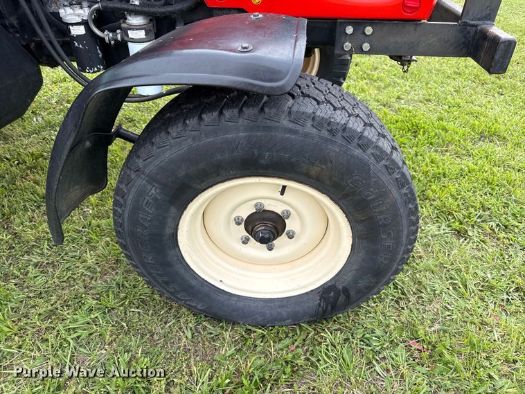 image for item EC4587 2005 Zetor Proxima 8421 tractor
