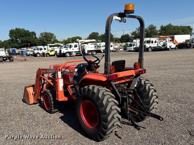 image for item EG9076 Kubota B2710HSD HFWD tractor