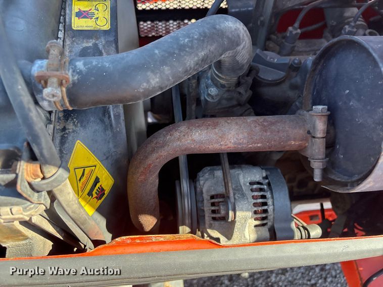 image for item EG9076 Kubota B2710HSD HFWD tractor