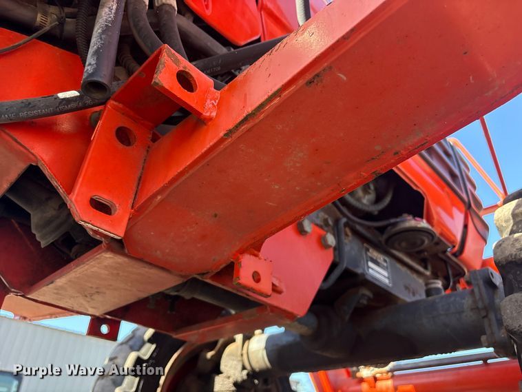 image for item EG9076 Kubota B2710HSD HFWD tractor