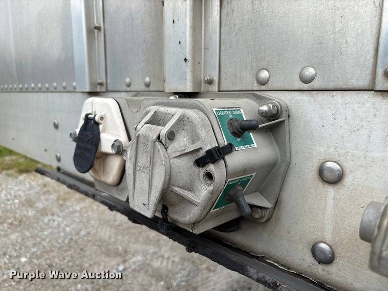 image for item EM0096 2020 Wilson PSDCL-402 livestock trailer
