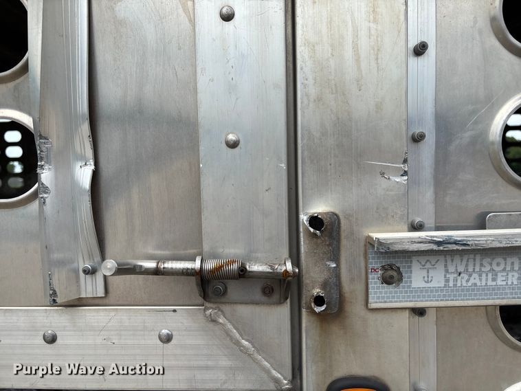 image for item EM0096 2020 Wilson PSDCL-402 livestock trailer