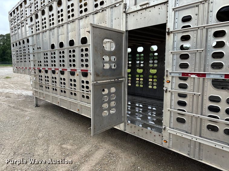 image for item EM0096 2020 Wilson PSDCL-402 livestock trailer