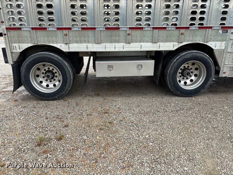 image for item EM0096 2020 Wilson PSDCL-402 livestock trailer