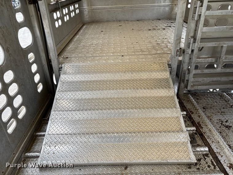 image for item EM0096 2020 Wilson PSDCL-402 livestock trailer