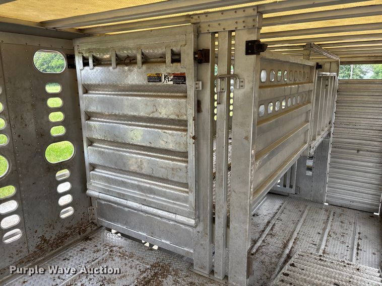 image for item EM0096 2020 Wilson PSDCL-402 livestock trailer