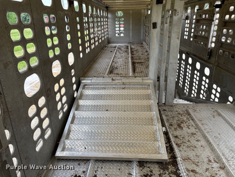 image for item EM0096 2020 Wilson PSDCL-402 livestock trailer