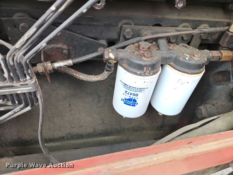 image for item EO7285 1982 International Harvester 3288 tractor